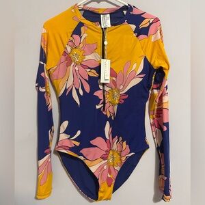 NWT Trina Turk Breeze Floral LongSleeve Paddle SuitSwimsuit Rash Guard Sz Large